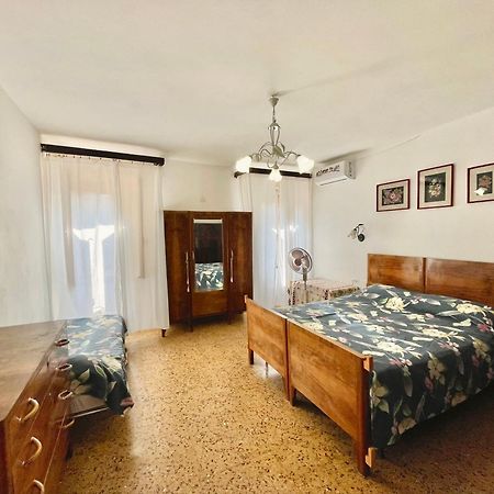 L'Encanto De Luna -Una Casa Autentica Comacchiese Комакио Екстериор снимка